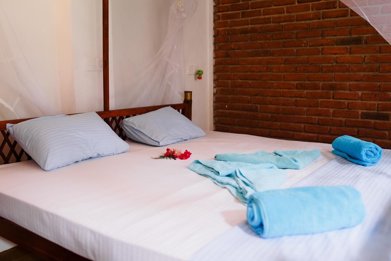 Sunny Family Otel Unawatuna Dış mekan fotoğraf